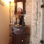 & Stipcic Трогир