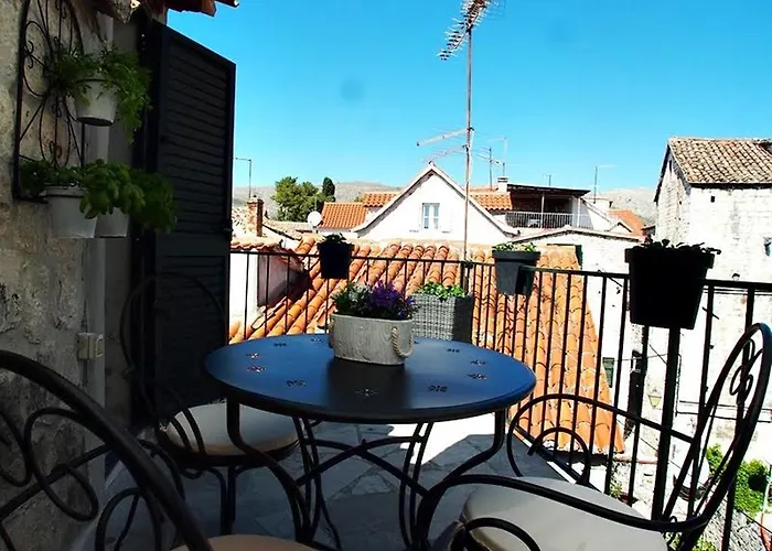 Rooms & Studio Stipcic 3* Trogir