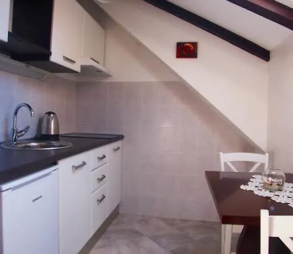 Rooms & Studio Stipcic 3* Trogir