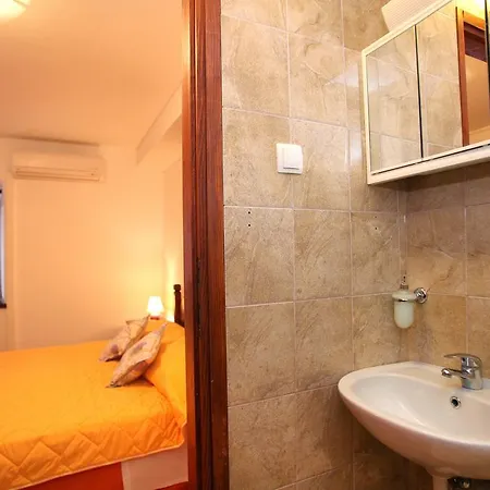 Πανσιόν Rooms & Studio Stipcic Τρογκίρ