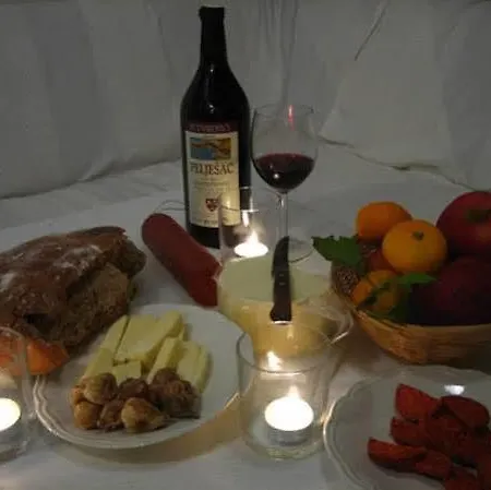 Πανσιόν Rooms & Studio Stipcic 3*